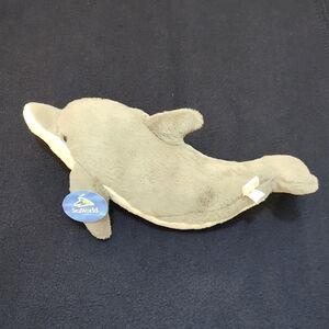 NWT SeaWorld Dolphin Plush Toy